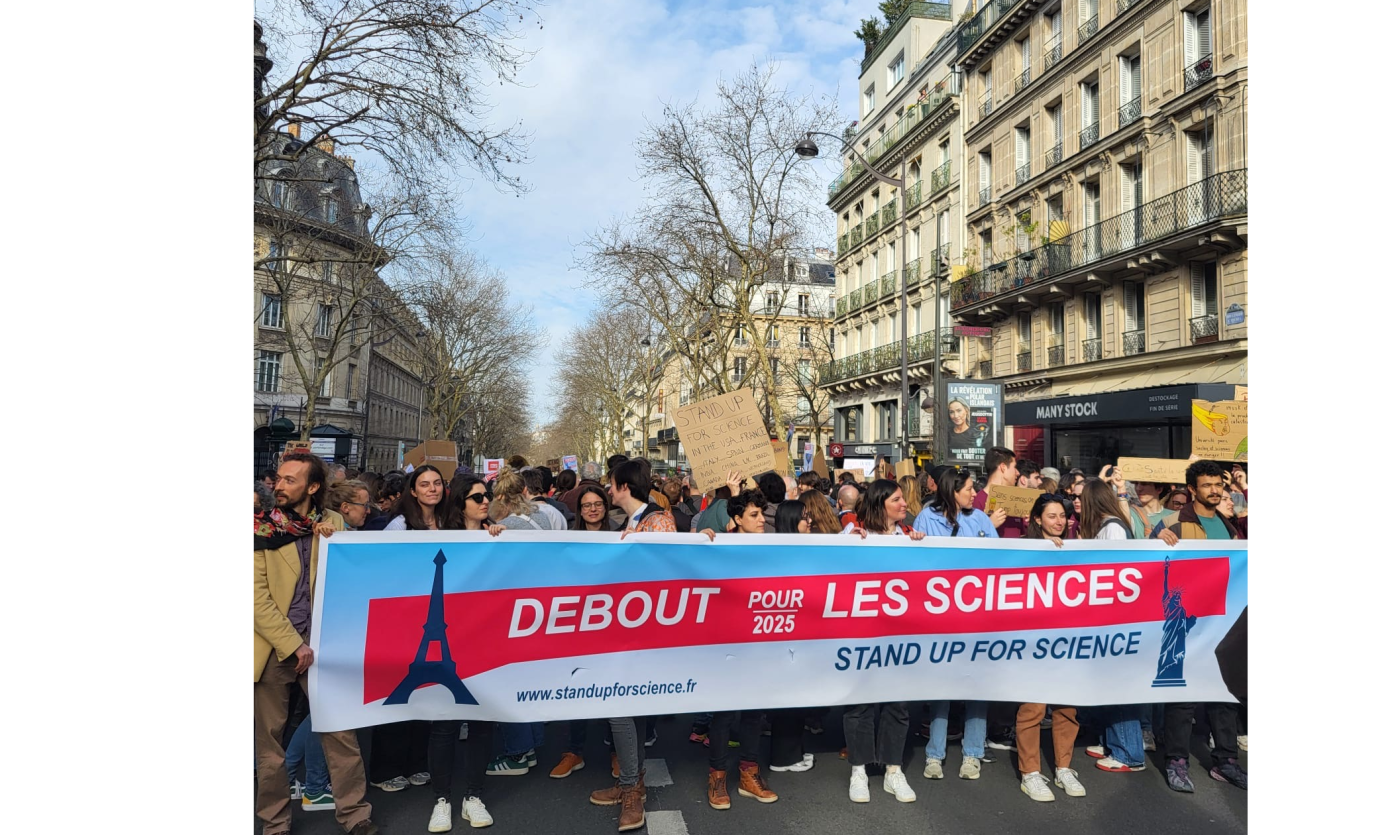 Jeunes Médecins est "Debout pour les sciences"
